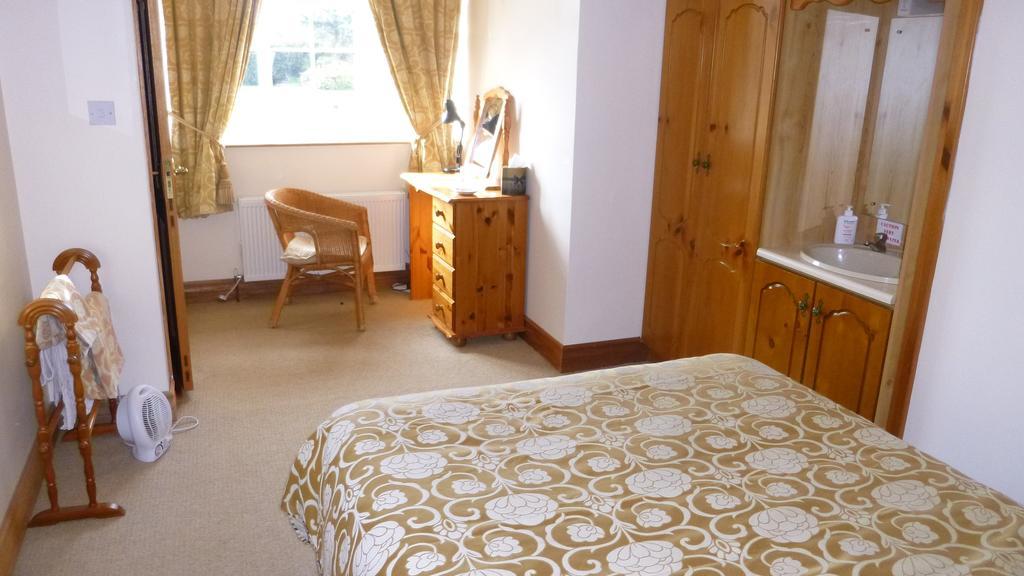 Ponderosa B&B Louisburgh Eksteriør billede